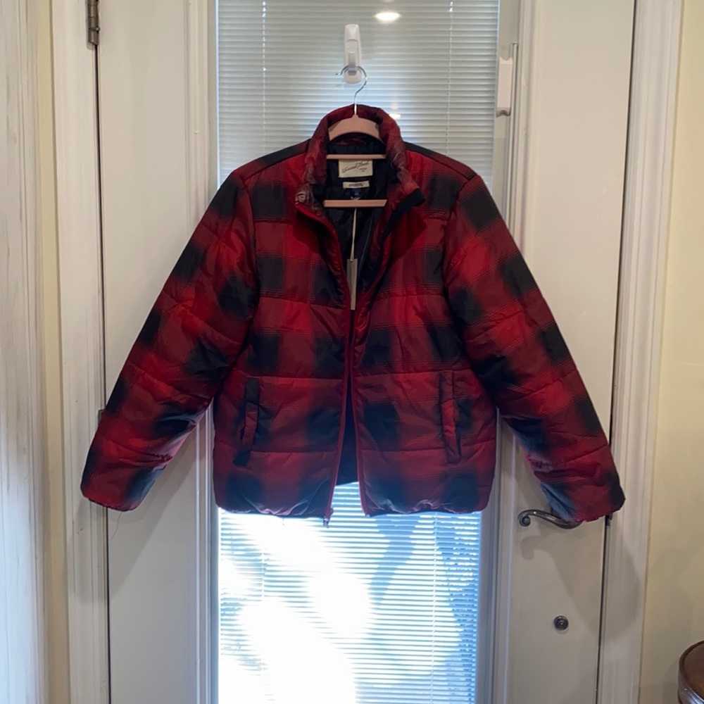 Plaid puffer jacket - size small
